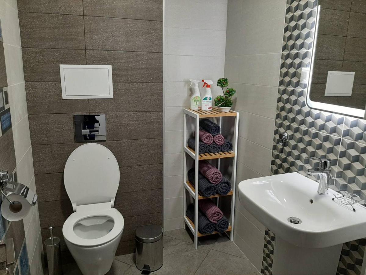 Апаратамент Deluxe1 Apartment Св. Св. Константин и Елена Екстериор снимка