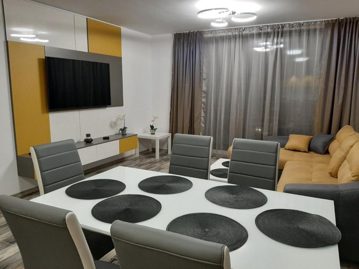 Апаратамент Deluxe1 Apartment Св. Св. Константин и Елена Екстериор снимка