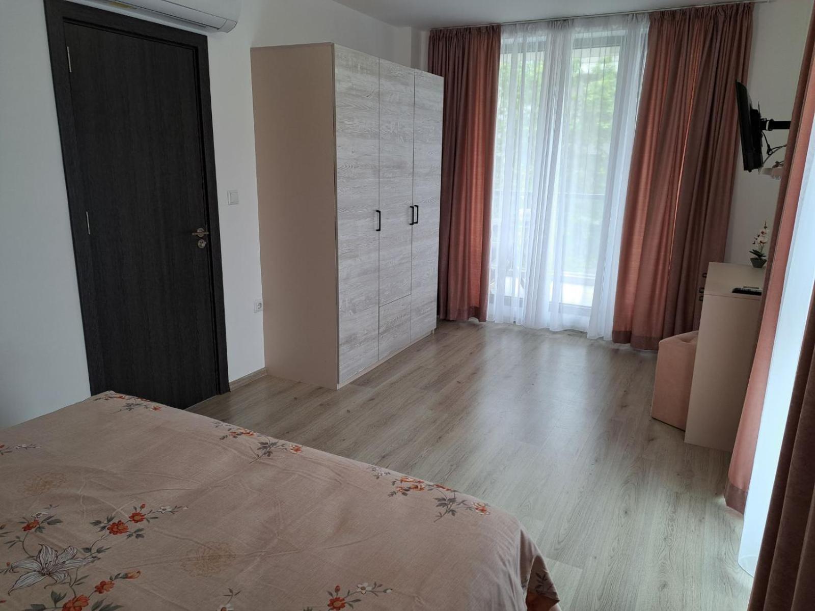 Апаратамент Deluxe1 Apartment Св. Св. Константин и Елена Екстериор снимка