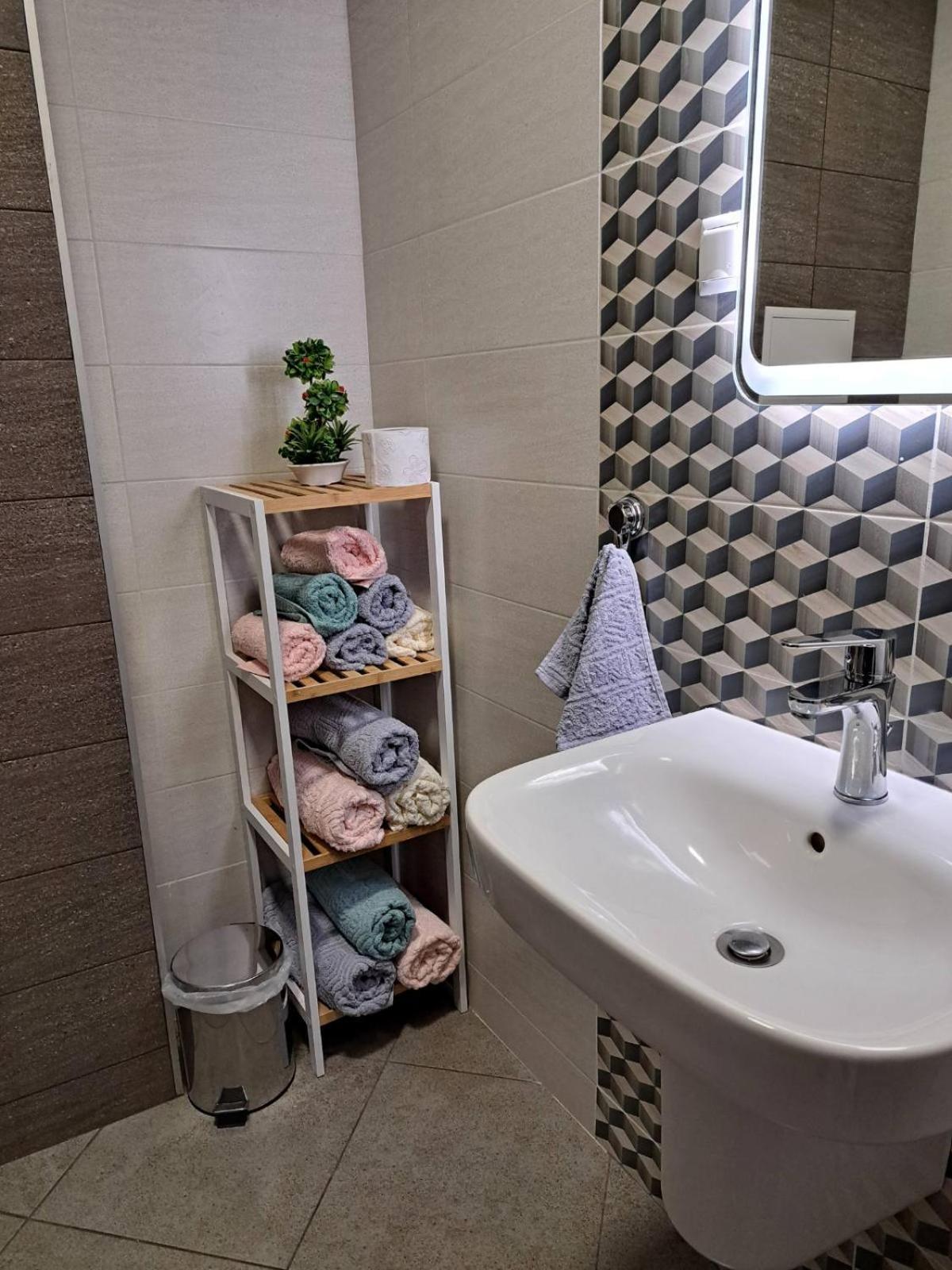 Апаратамент Deluxe1 Apartment Св. Св. Константин и Елена Екстериор снимка