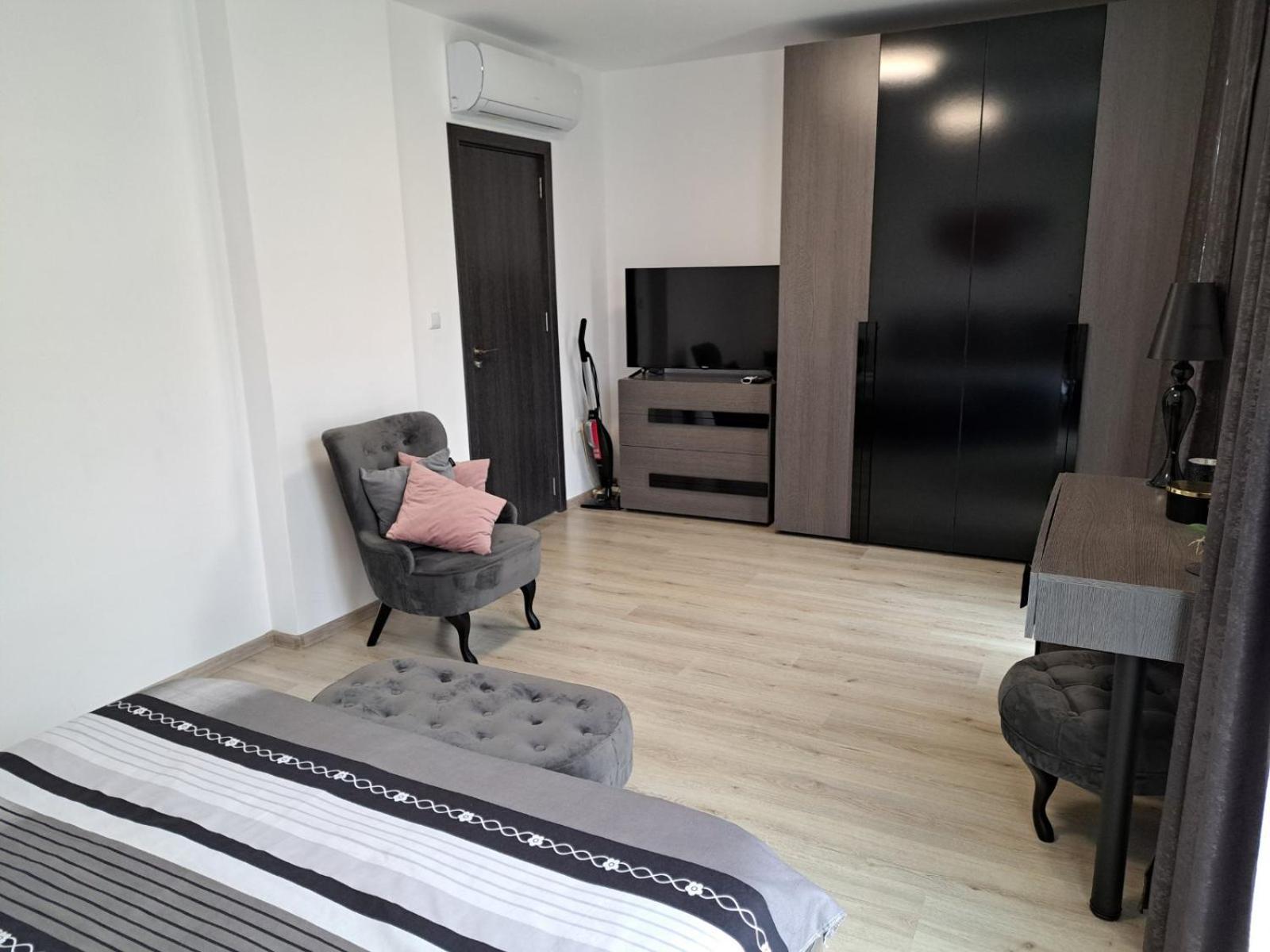 Апаратамент Deluxe1 Apartment Св. Св. Константин и Елена Екстериор снимка