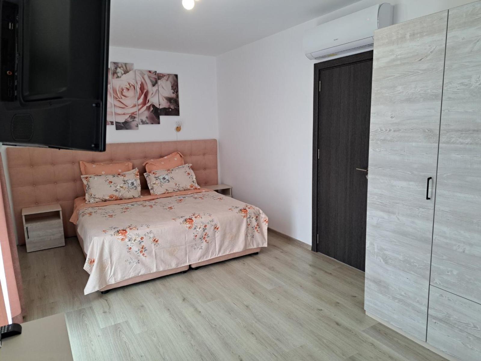 Апаратамент Deluxe1 Apartment Св. Св. Константин и Елена Екстериор снимка